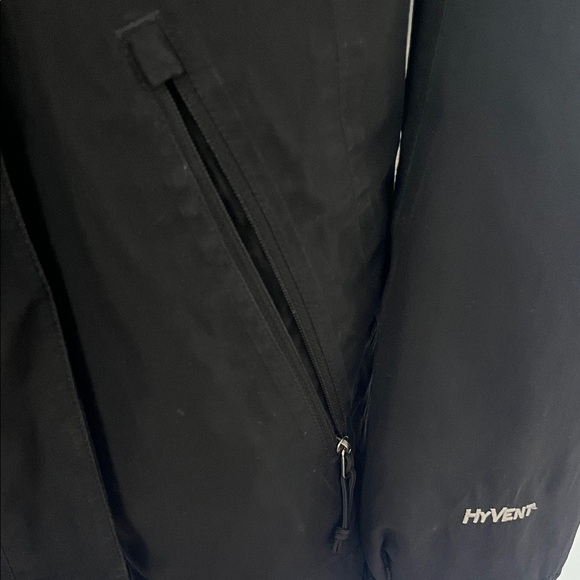The North Face Women’s Black Ski Jacket - Picture 3 of 10